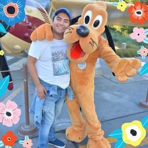 Meet your Posher, Enrique